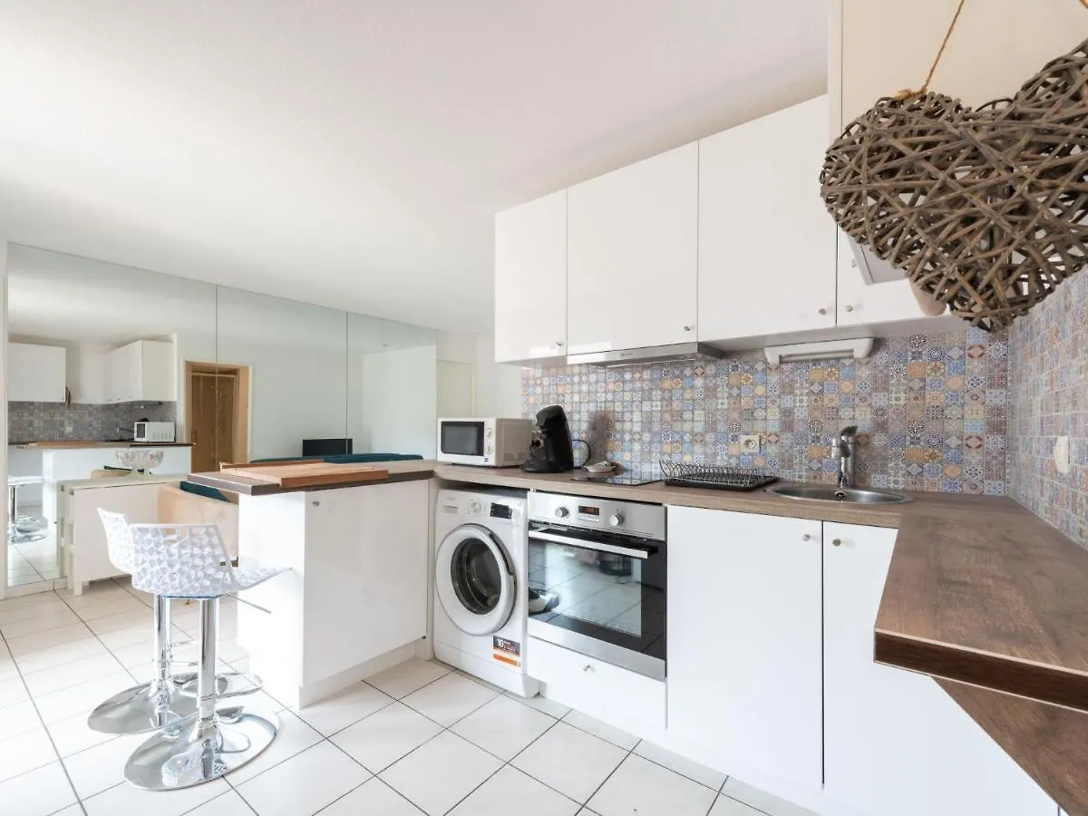 Apartment Turquoise-10 By Interhome كافالير سور مير  كافالير سور مير